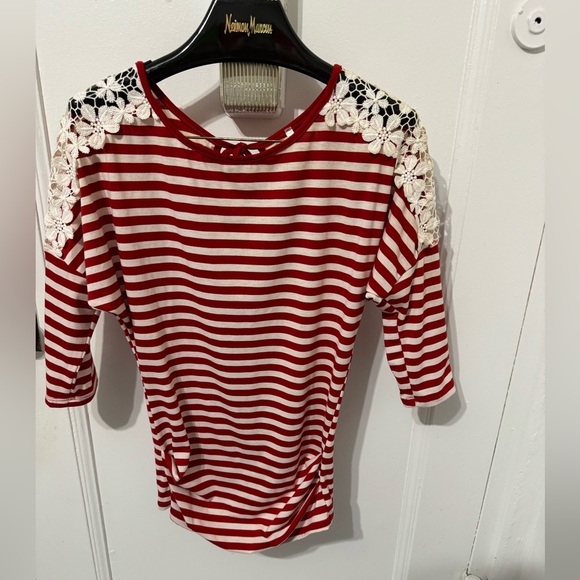 L o v e  nation  bluse - Picture 1 of 7
